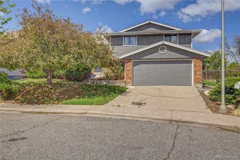 14955 Arizona Pl, Aurora, CO 80012