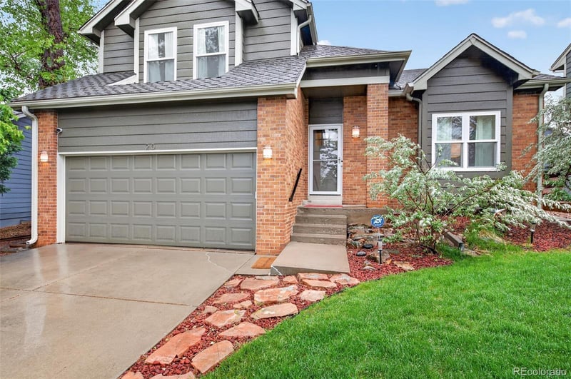 20 Foothill Ash, Littleton, CO 80127