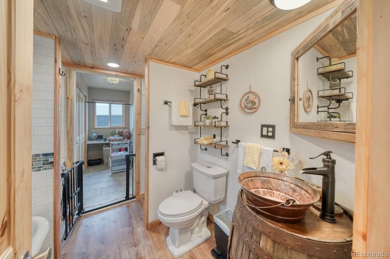 820 Little Horn Dr, Westcliffe, CO 81252