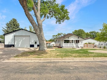 527 Bowman Ave, Holyoke, CO 80734
