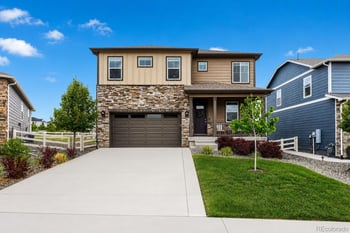 2001 Rosette Pl, Castle Rock, CO 80104
