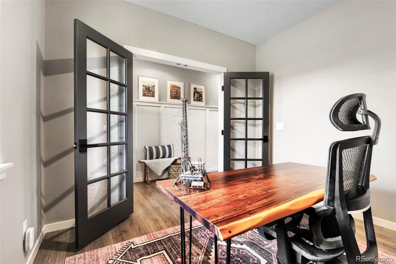 2001 Rosette Pl, Castle Rock, CO 80104