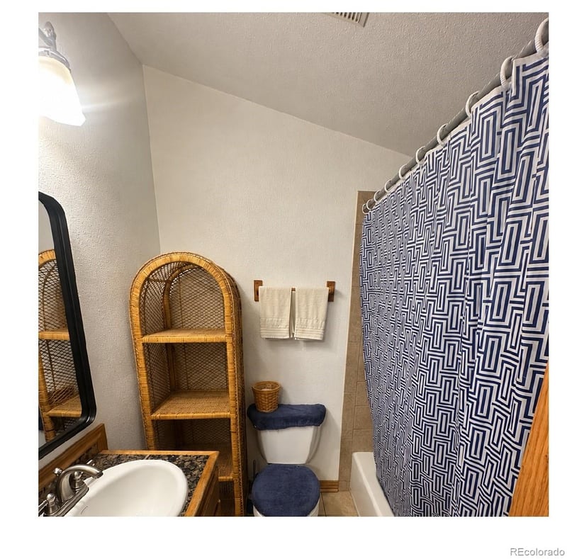 3049 18th Ave, Denver, CO 80204