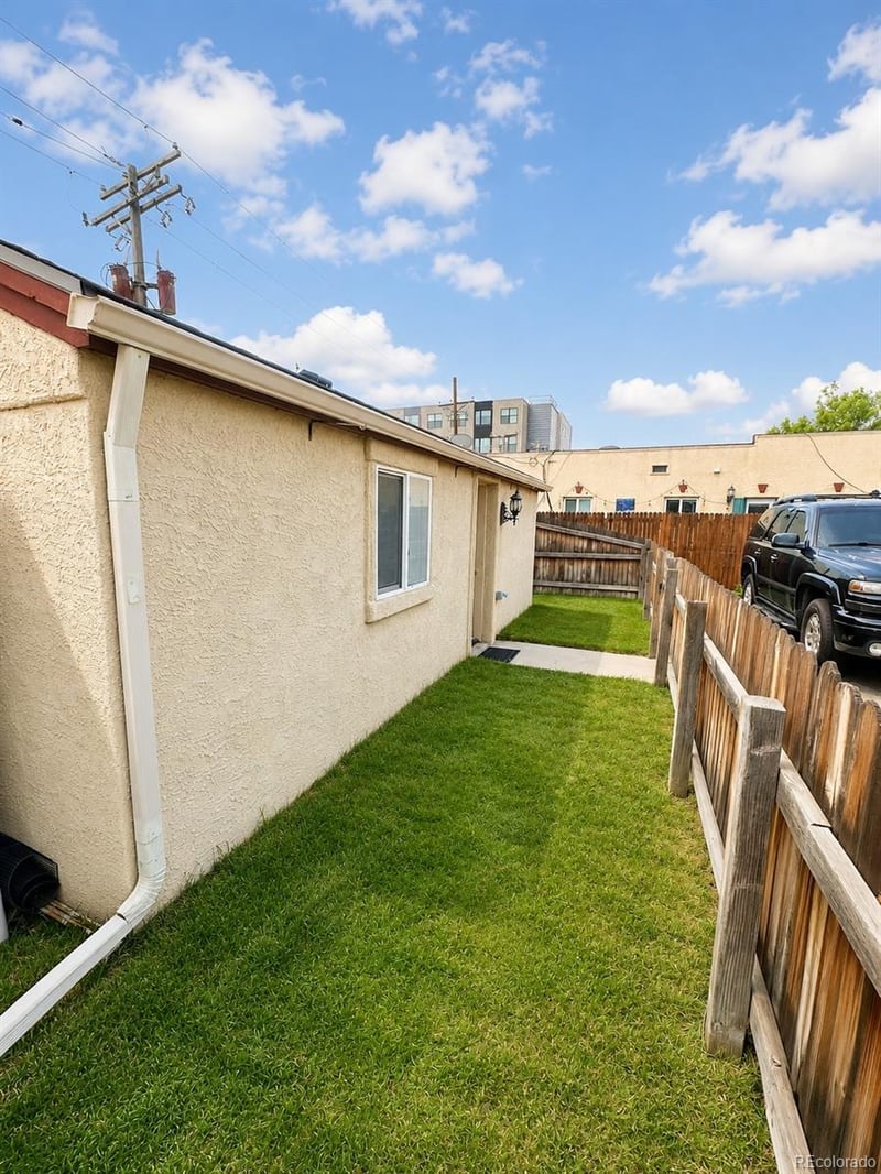 3049 18th Ave, Denver, CO 80204