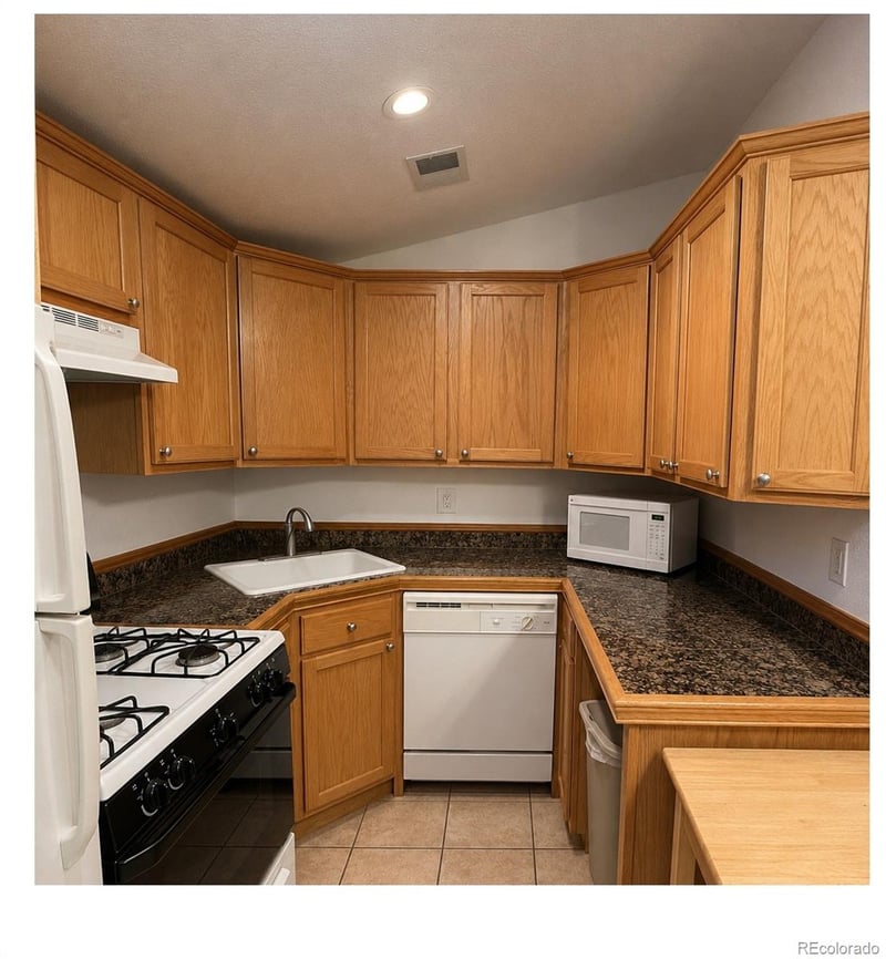 3049 18th Ave, Denver, CO 80204