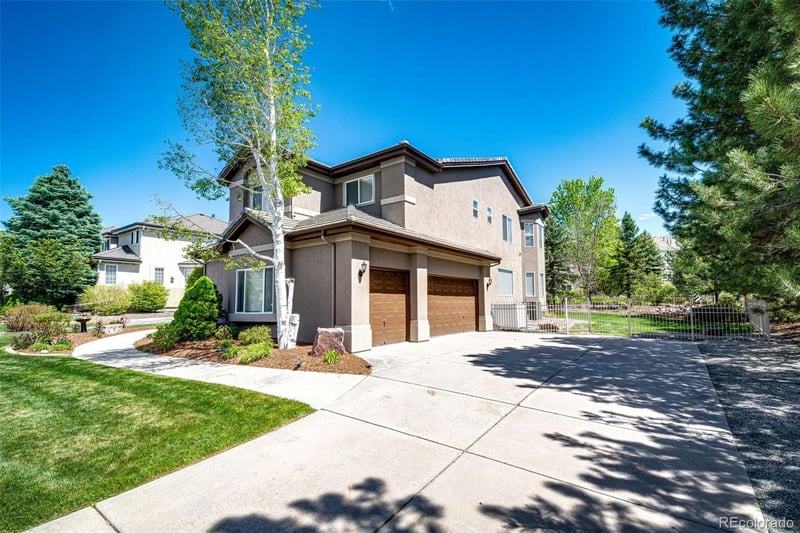 19076 E Maplewood Ave, Aurora, CO 80016