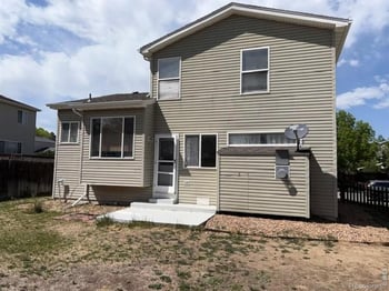 1104 Fall River Cir, Longmont, CO 80504