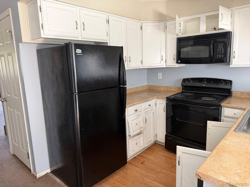 11917 Ford Dr, Aurora, CO 80012