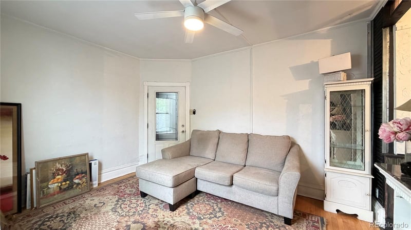 123 Pennsylvania St #3, Denver, CO 80209