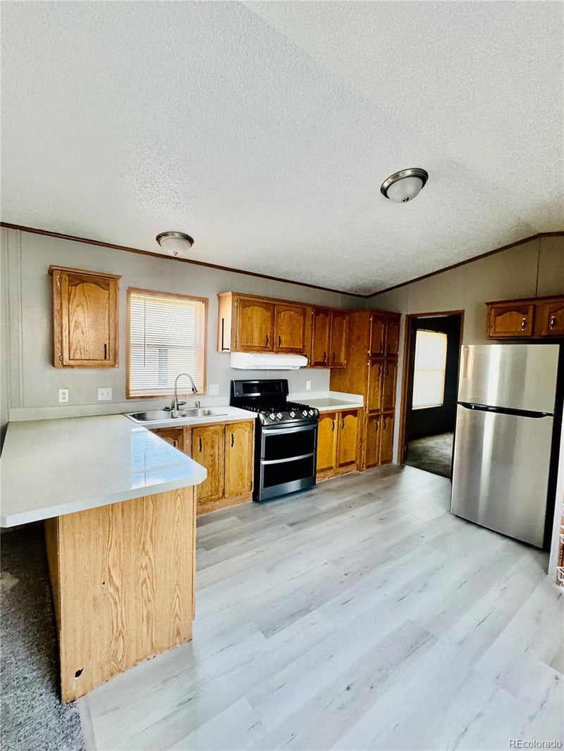 219 Pinto St, Golden, CO 80401