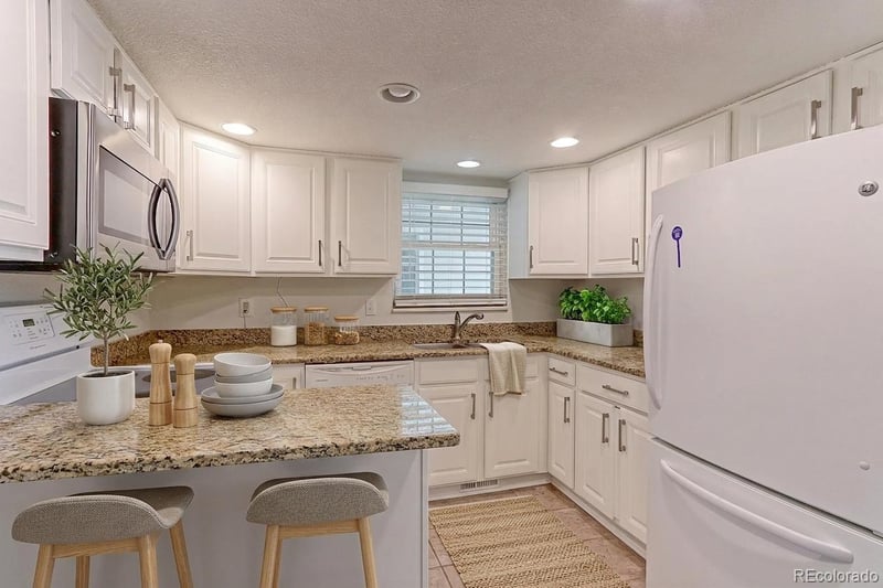 12645 Pacific Cir #E, Aurora, CO 80014