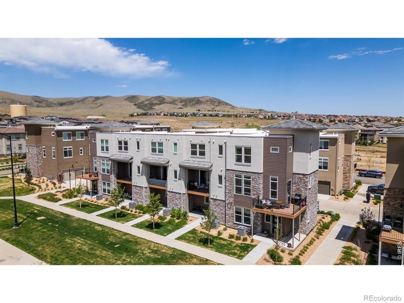 2250 Mcintyre St, Lakewood, CO 80228