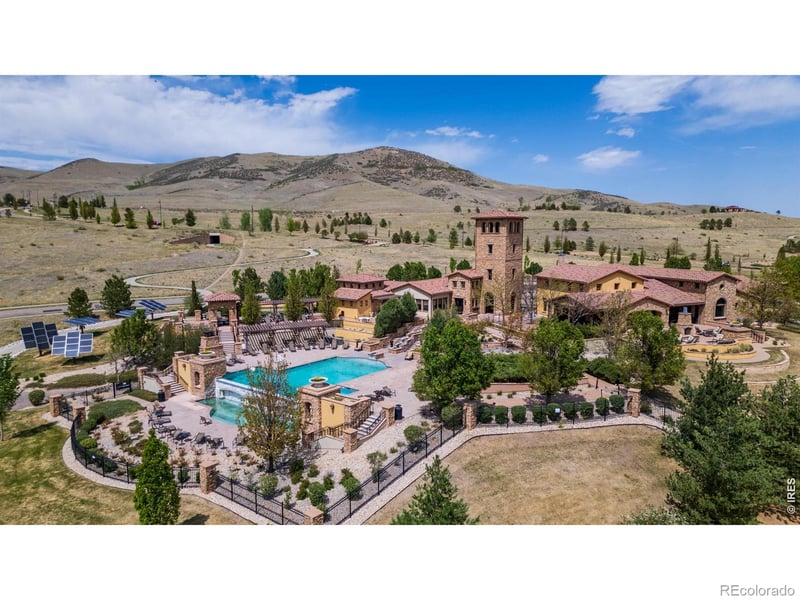 2250 Mcintyre St, Lakewood, CO 80228