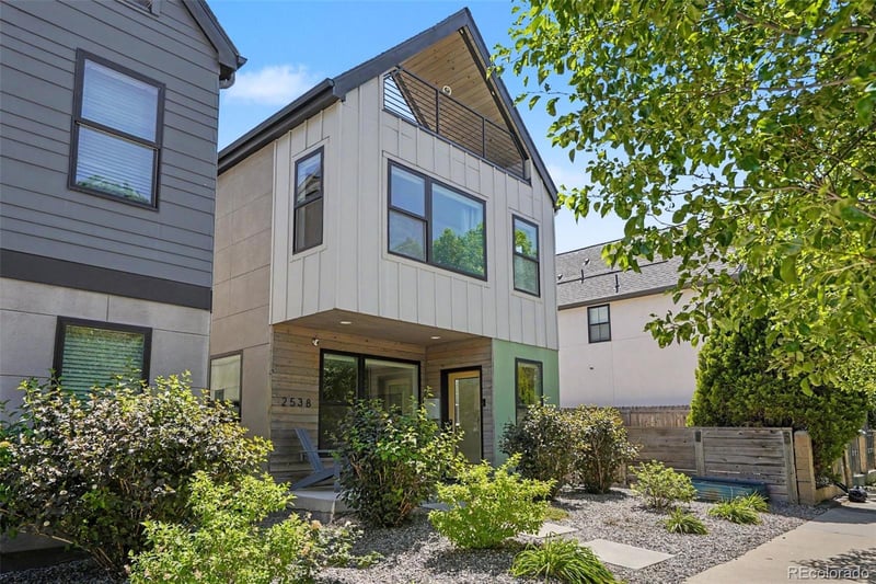 2538 Clarkson St, Denver, CO 80205