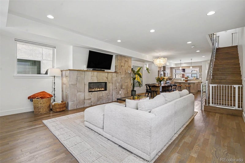 2538 Clarkson St, Denver, CO 80205
