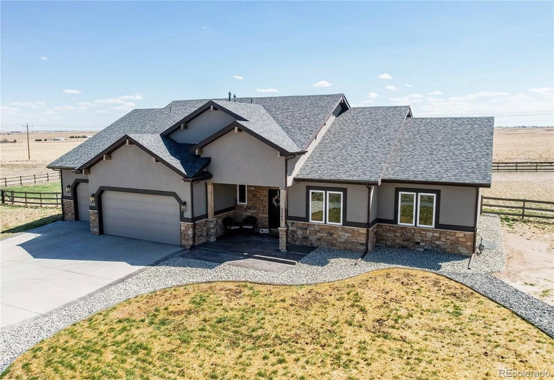 49790 Antelope Dr #E, Bennett, CO 80102