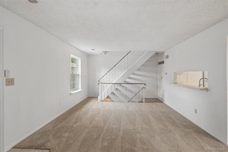 16 Amesbury St, Broomfield, CO 80020