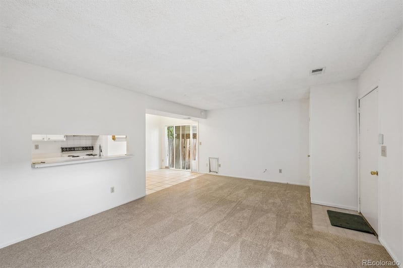 16 Amesbury St, Broomfield, CO 80020