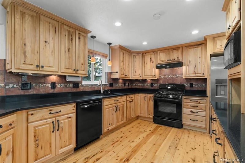 1310 Monterey Dr, Broomfield, CO 80020