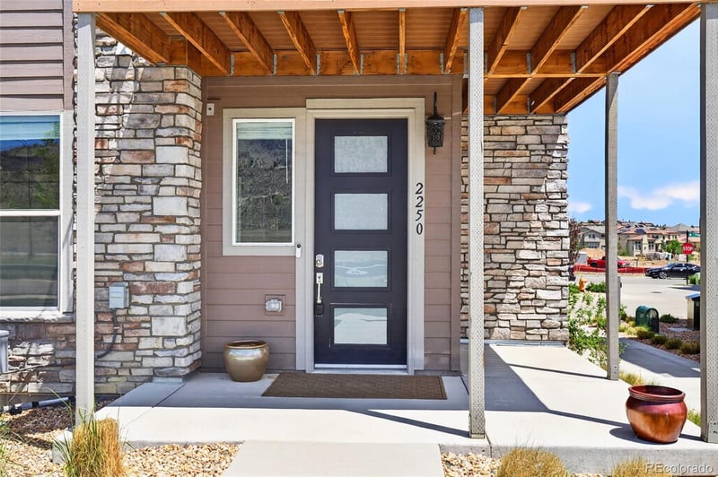 2250 Mcintyre St, Lakewood, CO 80228