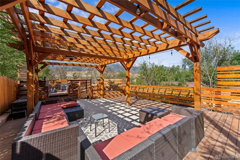 2706 Pikes Peak Ave, Colorado Springs, CO 80904