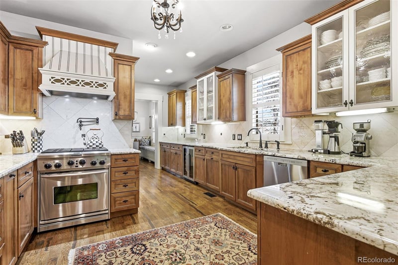 1101 S York St, Denver, CO 80210