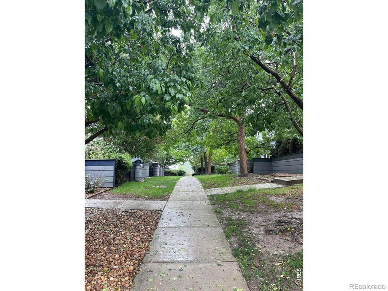 3632 Oakwood Dr, Longmont, CO 80503