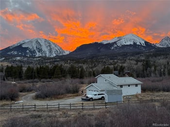 127 Hillside Dr, Silverthorne, CO 80498