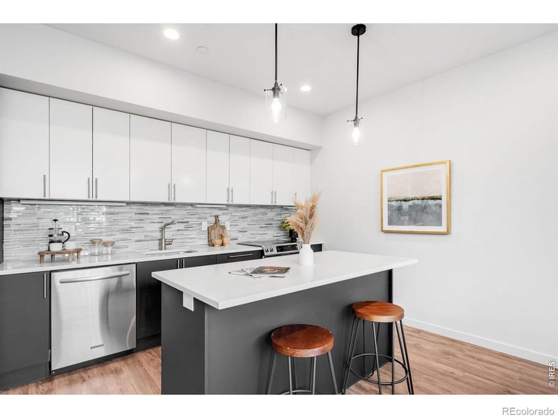 2640 Central Ct #203, Denver, CO 80211