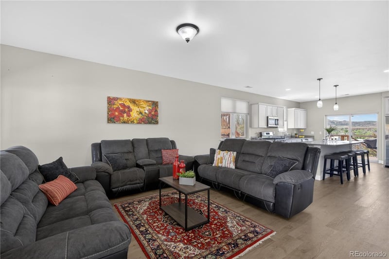 233 Roan Ct, Silt, CO 81652