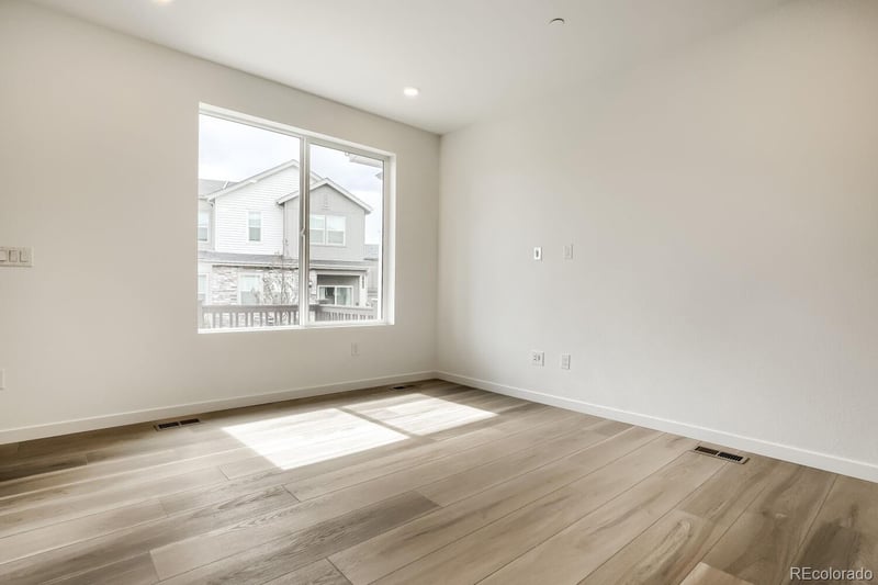 7653 S Cherokee Cir E, Centennial, CO 80016