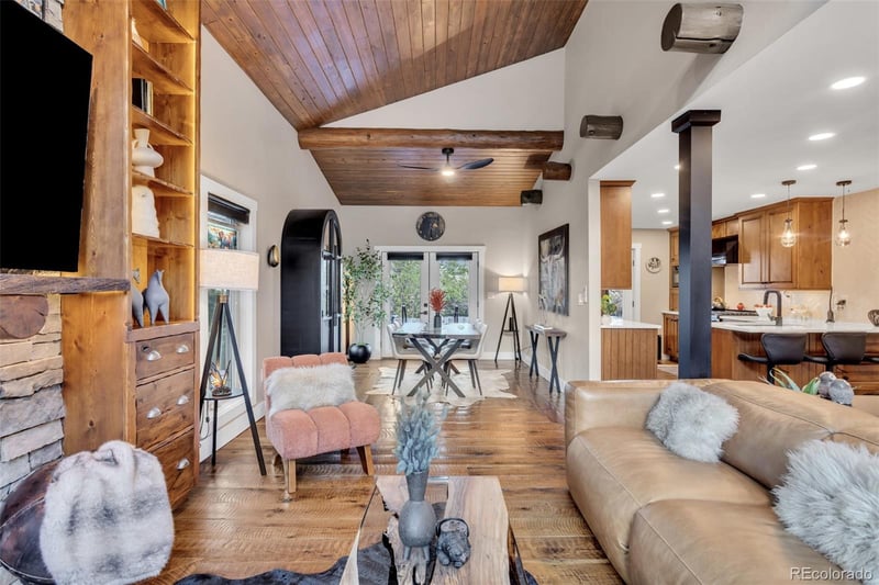 6876 Surrey Trl, Littleton, CO 80125