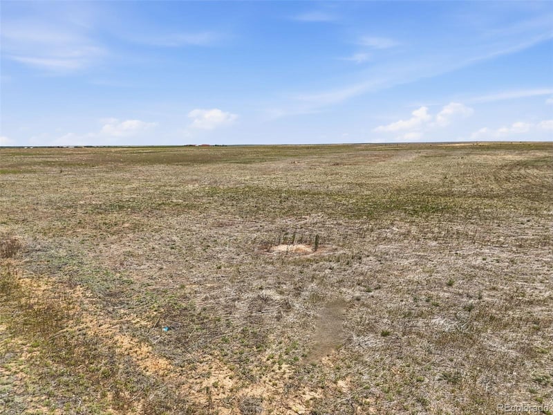 8 Timberlake Ct, Byers, CO 80103