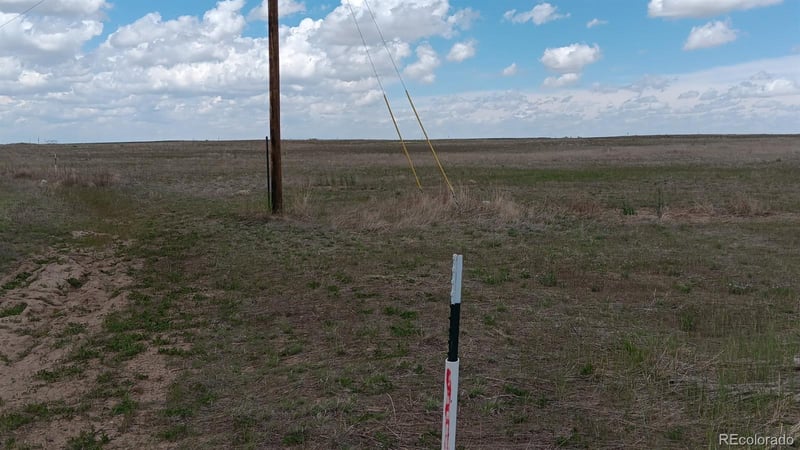 8 Timberlake Ct, Byers, CO 80103