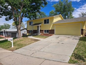 8960 Cody Ct, Broomfield, CO 80021