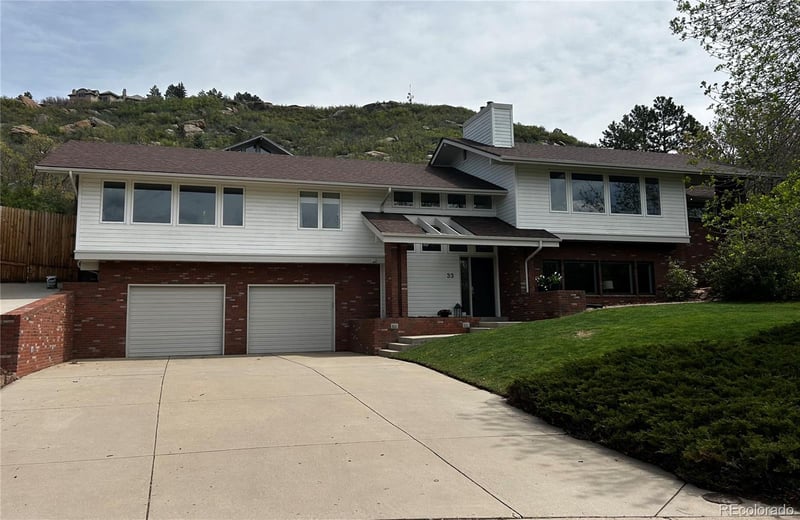 33 Oakridge Dr, Castle Rock, CO 80104
