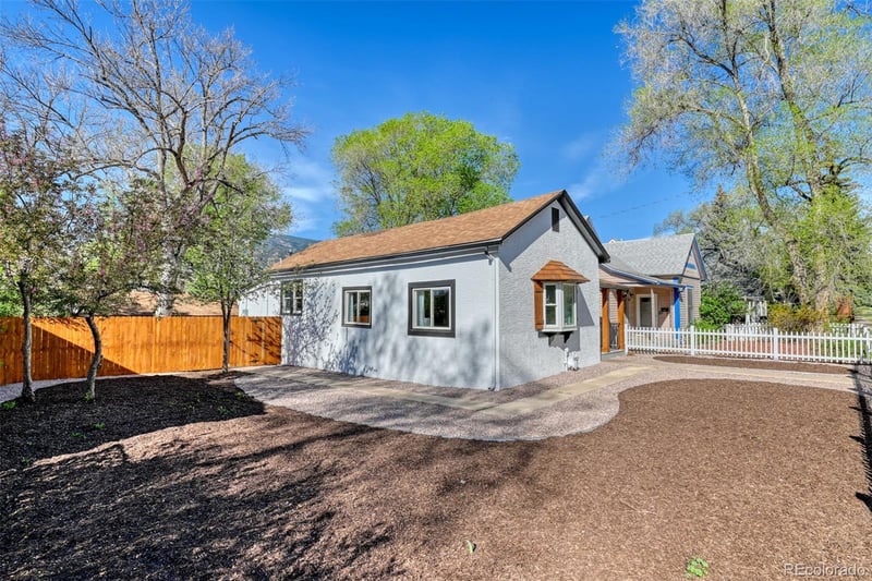 2315 Kiowa St, Colorado Springs, CO 80904