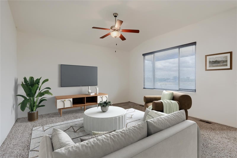 3308 Auklet Dr, Berthoud, CO 80513