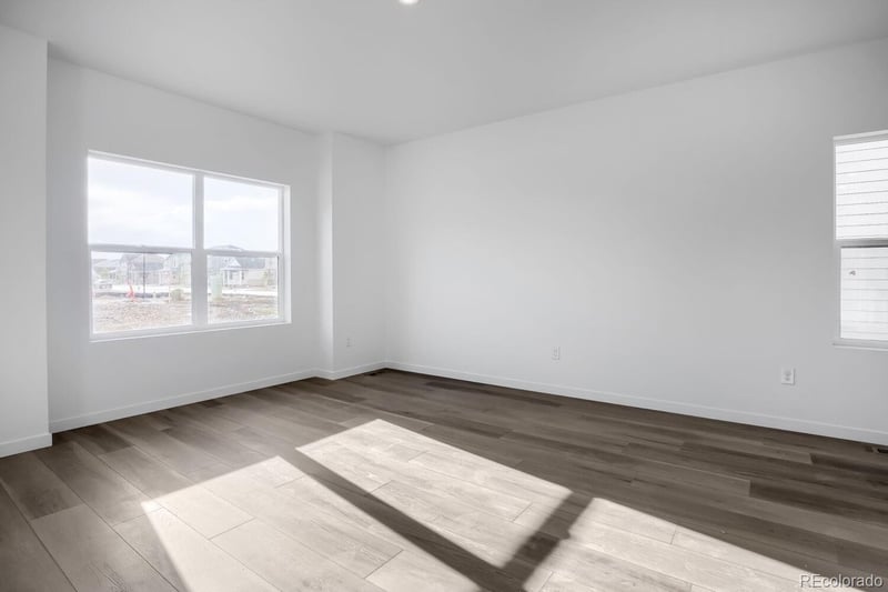 375 Wildflower Ct, Bennett, CO 80102