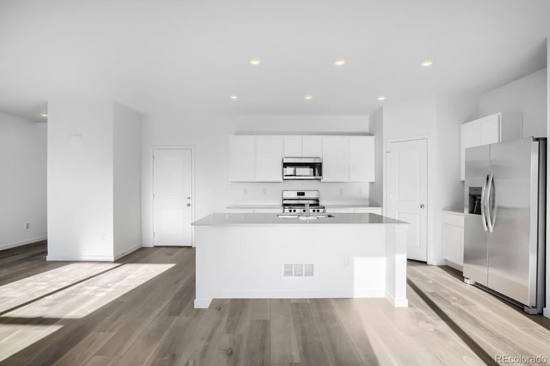 375 Wildflower Ct, Bennett, CO 80102