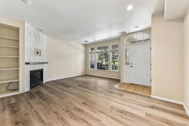 8385 Stonybridge Cir, Highlands Ranch, CO 80126