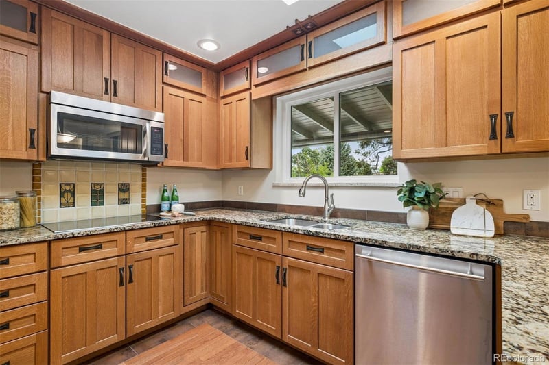 2195 Union Dr, Lakewood, CO 80215