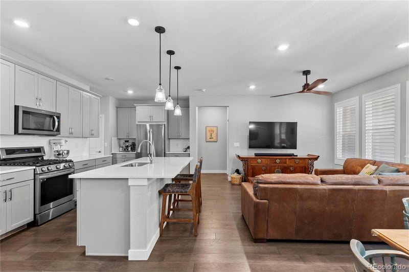 1954 Canyonpoint Ln, Castle Pines, CO 80108