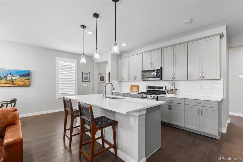1954 Canyonpoint Ln, Castle Pines, CO 80108