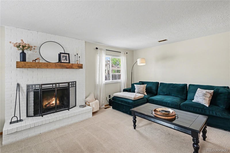 717 Shipman Mountain Ct, Windsor, CO 80550