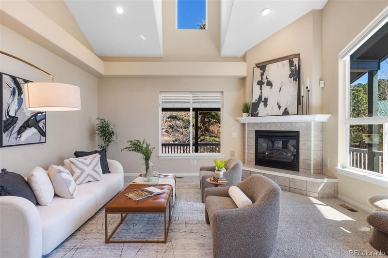 120 Red Clover Ct, Woodland Park, CO 80863