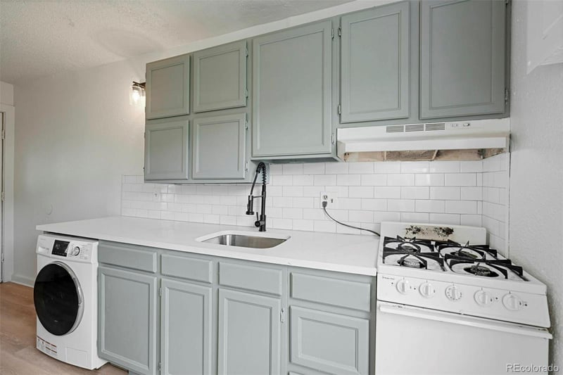 2631 Pikes Peak Ave, Colorado Springs, CO 80904