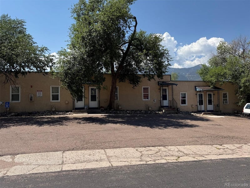 2631 Pikes Peak Ave, Colorado Springs, CO 80904
