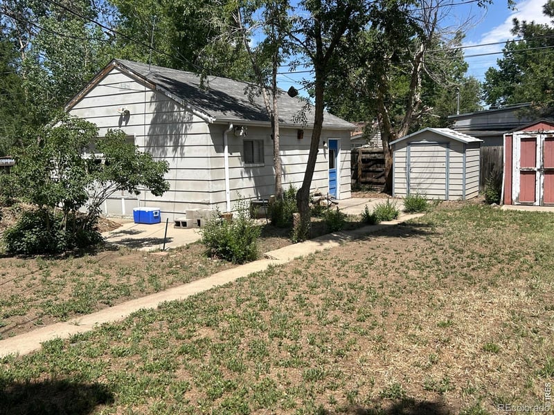 5540 Otis Ct, Arvada, CO 80002