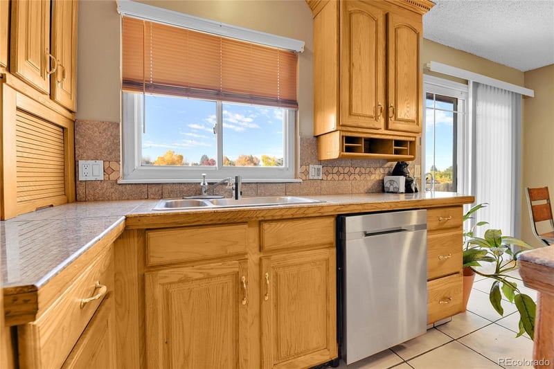 17769 Iowa Dr, Aurora, CO 80017